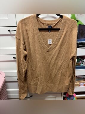 Gap V-Neck Cardigan